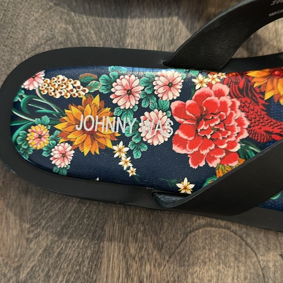 Johnny Was Dragona Thong Sandal - Picture 2 of 5